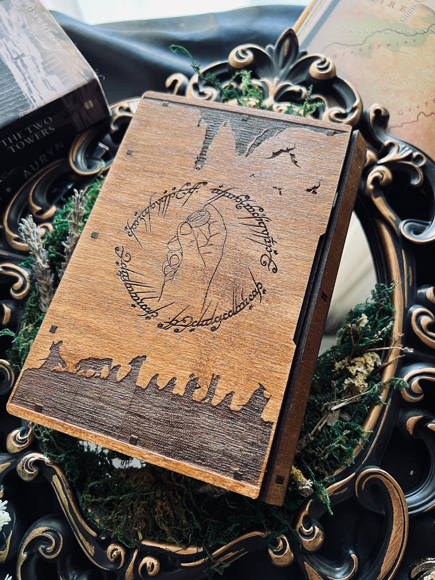 Wooden Book Box (Lord of the Rings)