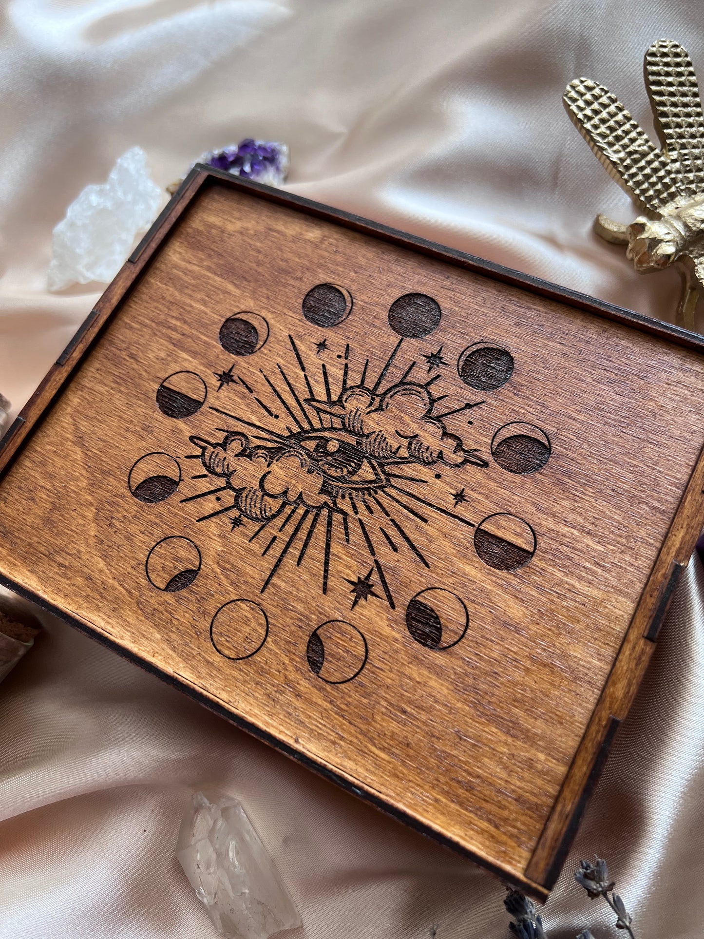 Wooden Tarot Box (Gloomy Eye)