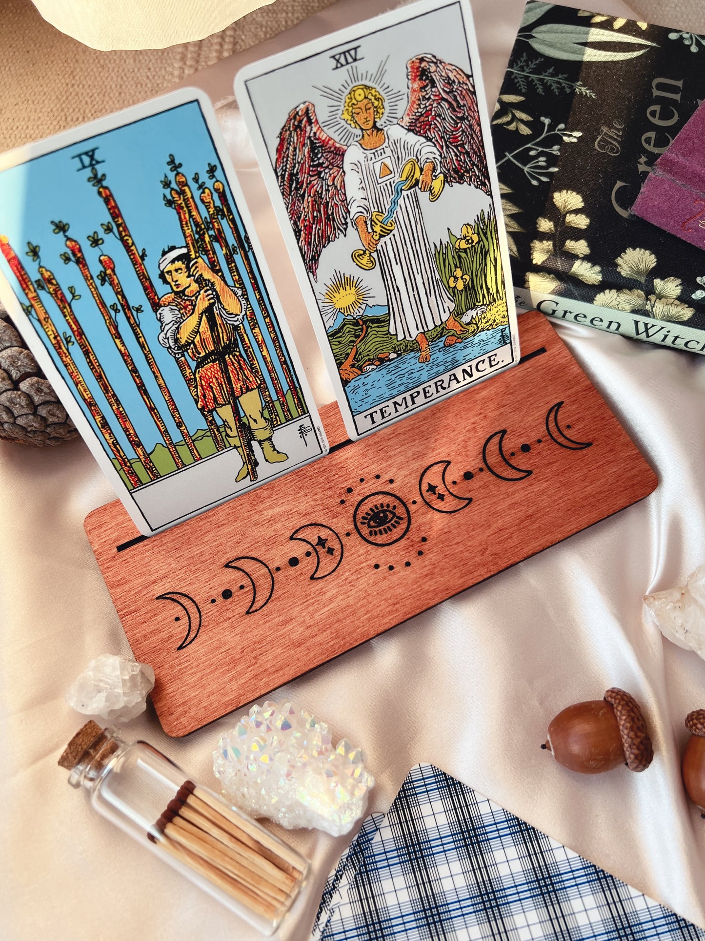 Handmade wooden tarot card holder (2 cards)